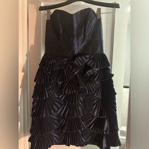 Laundry Sz 6 Navy Cocktail Dress